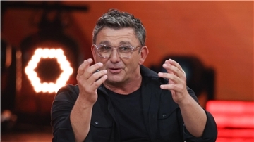 Der Schauspieler Hans Sigl zu Gast in der  ARD-Show „Verstehen Sie Spaß?“.