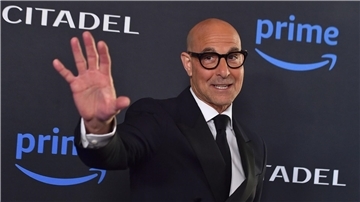Der Schauspieler Stanley Tucci kommt zu einer Vorführung der Thriller-Serie „Citadel“ in den USA.
