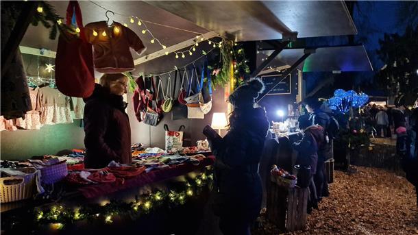 Neues Konzept laut Veranstalter gut angenommen Schneeflöckchen-Markt in Brake