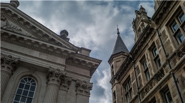 Der „Senat House Leap“ in Cambridge - eine beliebte Route für Nachtkletterer.