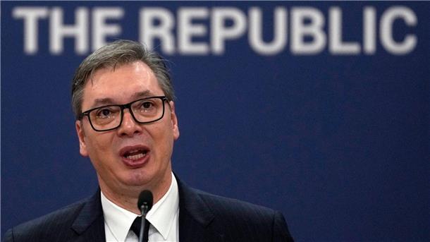 Kosovo: Serbische Armee kommt aus drei Richtungen  Der serbische Präsident Aleksandar Vucic (Archivbild). Die USA haben ein „beispielloses“ Aufgebot von serbischer Artillerie und Panzern an der Grenze zum Kosovo ausgemacht.