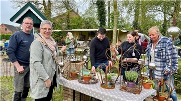 Der Stauden- und Pflanzenmarkt in Waddens bietet immer wieder auch Dekoratives für den Garten.