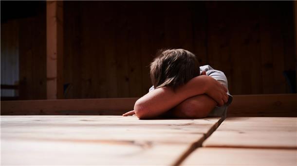 Ärmere Kinder haben besonders viele Probleme Der Studie zufolge fühlen sich mindestens einmal pro Woche mehr als die Hälfte der Kinder erschöpft. (Symbolbild)