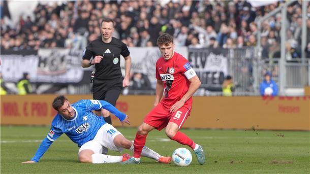 Darmstadts Negativserie geht auch gegen Elversberg weiter Der SV Darmstadt 98 wartet weiter auf den Befreiungsschlag.