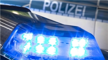 15-Jährige stirbt nach Angriff von Freund  Der tatverdächtige Jugendliche hatte am Mittwoch kurz vor Mitternacht die Einsatzkräfte alarmiert.