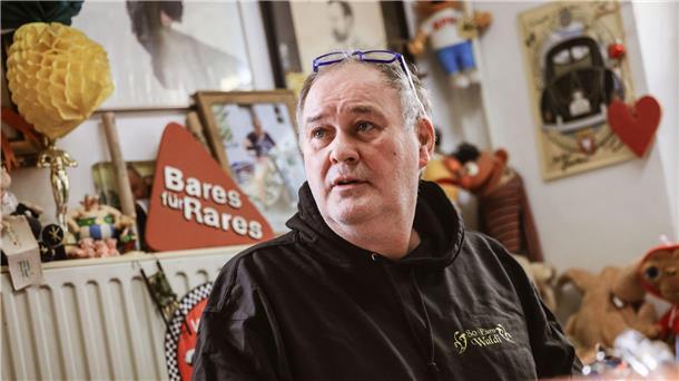 „Bares für Rares“-Händler Waldi ist jetzt Krimi-Autor Der Trödel-Händler Waldi Lehnertz wurde durch die ZDF-Show „Bares für Rares“ bekannt.