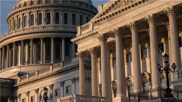 US-Senat stimmt für Ukraine-Hilfen - Weiteres Votum fehlt Der US-Senat hat für Ukraine-Hilfen gestimmt. Das Votum des Repräsentantenhauses steht allerdings noch aus.
