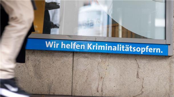 5,8 Millionen Euro aus Geldauflagen für die Gemeinnützigkeit Der Verein Weißer Ring ist eine deutsche Hilfsorganisation für Kriminalitätsopfer. Auch er profitierte besonders von Geldauflagen in Ermittlungs-, Straf- und Gnadenverfahren in Niedersachsen. (Symbolfoto)