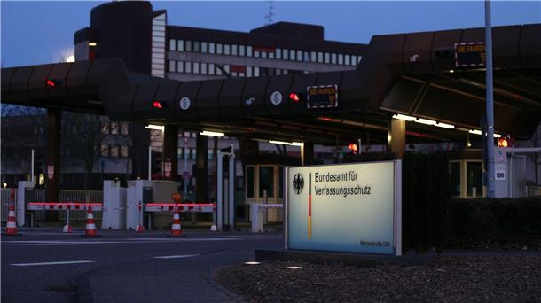Völkische „Initiative Zusammenrücken“ wird beobachtet Der Verfassungsschutz beobachtet die „Initiative Zusammenrücken“ als erwiesen rechtsextremistische Bestrebung.