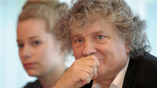 Volksbühnen-Dramaturg Carl Hegemann gestorben Der verstorbene Dramaturg Carl Hegemann im Jahr 2011.