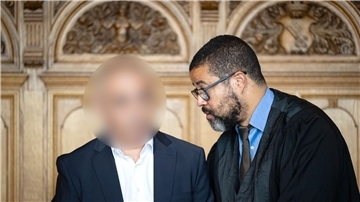 Der Verteidiger hat angekündigt, dass sich der Angeklagte beim nächsten Verhandlungstag äußern wird. 
