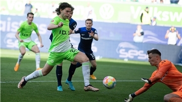 Der VfL Wolfsburg erlebte ein ganz bitteres Saisonfinale: Gegen den Tabellenletzten, der schon abgestiegen war, gab es eine 1:2-Niederlage. Die Europa League war futsch.