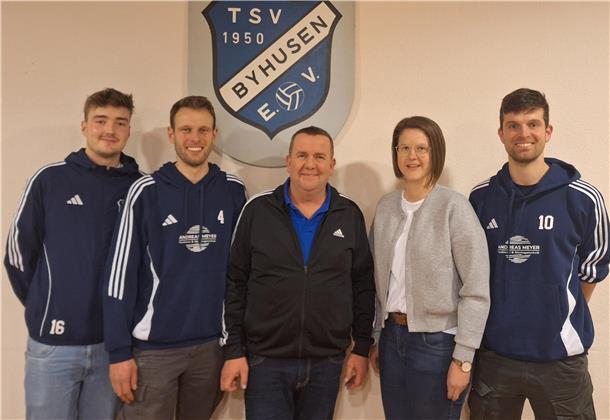 Der wiedergewählte Vorstand des TSV Byhusen.