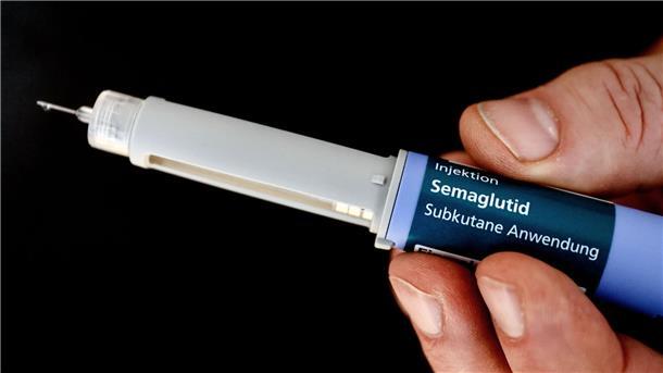 Warum Abnehmspritzen Kriminelle anlocken Der Wirkstoff Semaglutid signalisiert dem Gehirn, dass etwas gegessen wurde und es ein Sättigungsempfinden entwickeln könne. (Symbolbild)