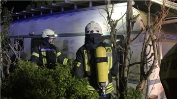 Der Wohnwagenbrand konnte schnell unter Kontrolle gebracht werden.