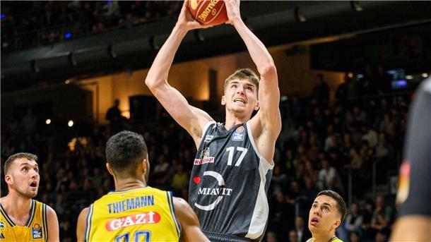 Vechta gewinnt Basketball-Derby gegen Oldenburg Derbysieger im Basketball: Johann Grünloh von Rasta Vechta.