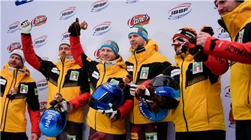 Deutscher Dreifacherfolg im Zweierbob bei der WM in Lake Placid. 