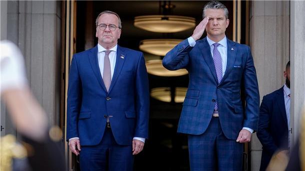 Deutschland will weitreichende US-Raketenwerfer kaufen Deutschland will weitreichende Raketenwerfer kaufen.