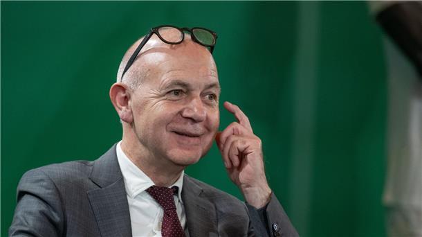 DFB-Präsident Bernd Neuendorf ist zufrieden mit der Leistung der Nationalelf.