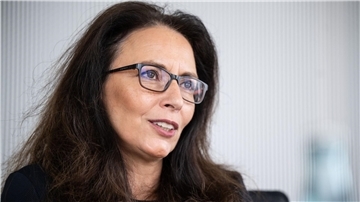 DGB-Vorsitzende Yasmin Fahimi pocht unter anderem auf das geplante Gesetz zur Tariftreue.