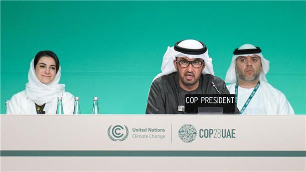 COP28: Fossiler Ausstieg fehlt im Entwurf für Abschlusstext Die 28. UN-Klimakonferenz mit ihrem Präsidenten Sultan al-Dschaber findet derzeit in Dubai statt.