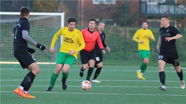 TSV Abbehausen gegen SV Eintracht Oldenburg in der Fußball-Bezirksliga