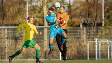 AT Rodenkirchen gegen TSV Abbehausen II in der 1. Fußball-Kreisklasse