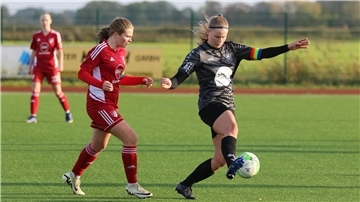 TSV Abbehausen gegen SpVg Aurich U20 in der Frauenfußball-Bezirksliga