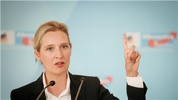 Die AfD-Bundesvorsitzende Alice Weidel würde mit der CDU zusammenarbeiten.