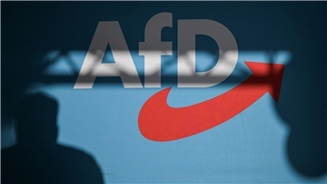 Die AfD muss vor allem auch mit politischen Mitteln bekämpft werden, meint SPD-Chef Klingbeil. (Symbolfoto)