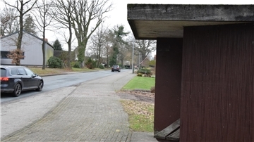 Die alten Bushaltestellen an der Ortsdurchfahrt in Rhadereistedt werden im Zuge des Neubaus der Landesstraße 122 in diesem Jahr modernisiert und neu gestaltet.