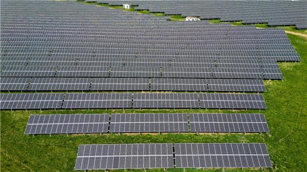 Neues Klimaschutzgesetz kommt: Fahrverbote vom Tisch Die Ampelfraktionen haben sich auf ein Paket zur Förderung der Solarindustrie geeinigt.
