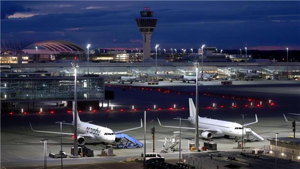 Mechanikermangel bereitet Flugverkehr Sorgen Die Analysten der Allianz sorgen sich, dass der Mangel an Flugzeugmechanikern zu mehr Unfällen führen könnte (Symbolbild).
