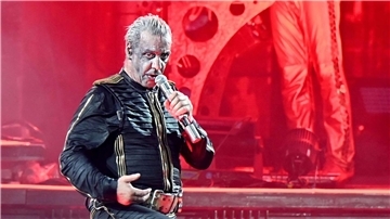 Die Anwälte von Till Lindemann wollen rechtliche Schritte gegen einzelne Personen einleiten.