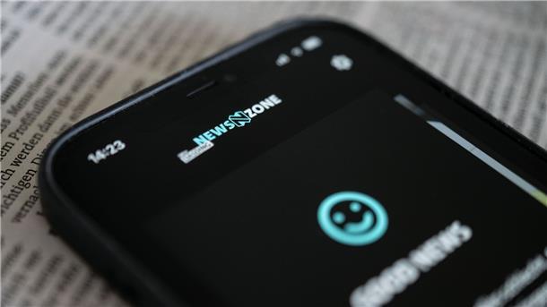 Die App „Newszone“ des Südwestrundfunks (SWR). Der juristische Streit um die App des Südwestrundfunks (SWR) zieht sich länger hin.