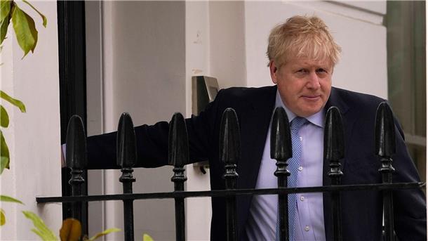 Boris Johnson wegen mutmaßlicher Lockdown-Verstöße angezeigt Die Aufarbeitung der Rolle von Ex-Premierminister Boris Johnson in der „Partygate“-Affäre geht weiter.