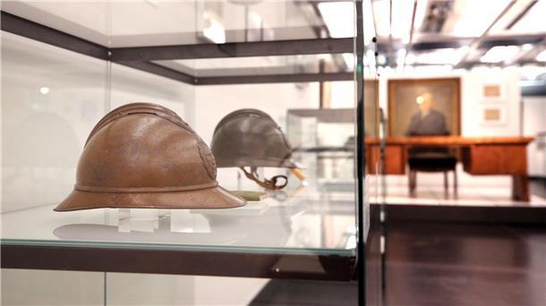 Große Schau zur Ruhr-Besetzung in Essen  Die Ausstellung „Hände weg vom Ruhrgebiet! Die Ruhrbesetzung 1923-1925“ zeigt rund 200 Exponate zum Thema der französisch-belgischen Besatzung des Ruhrgebietes.