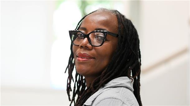 Autorin Tsitsi Dangarembga in Simbabwe freigesprochen Die Autorin Tsitsi Dangarembga ist Trägerin des Friedenspreis des Deutschen Buchhandels.