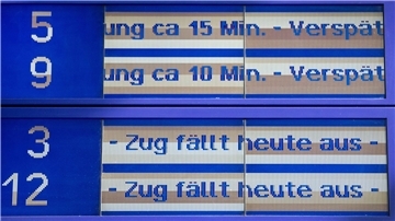 Die Bahn hinkt beim Thema Pünktlichkeit auch im November den eigenen Ansprüchen hinterher.