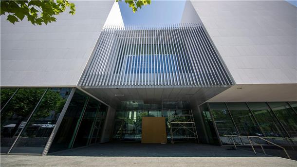 Museum Reinhard Ernst von Stararchitekt Maki öffnet im Juni Die Baukosten für das Museum Reinhard Ernst sollen bei rund 80 Millionen Euro gelegen haben.