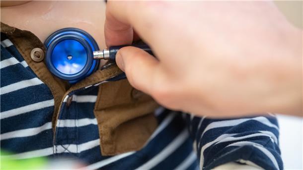 „Die bedarfsgerechte gesundheitliche Versorgung von Kindern  derzeit in einem besorgniserregenden Maß eingeschränkt“.