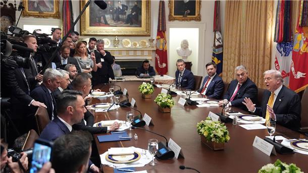 Die beiden Regierungschefs sprachen unter anderem über Energiehandel. 