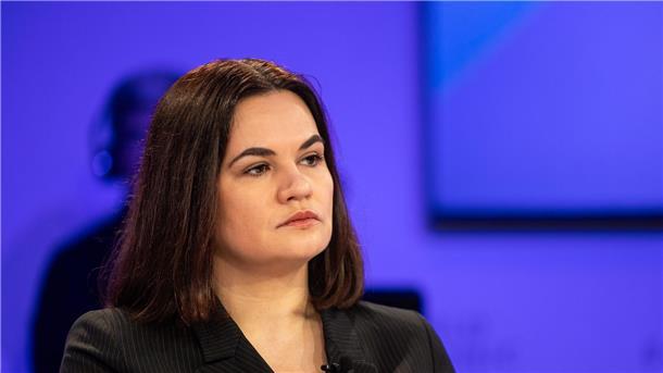 Oppositionelle Tichanowskaja: Wahl in Belarus wird „Farce“ Die belarussische Oppositionsführerin Swetlana Tichanowskaja sieht die Wahl in Belarus als eine Scheinwahl.