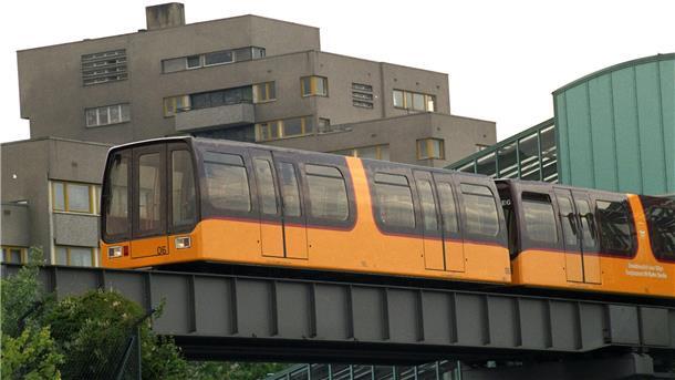 Berlin will Einsatz von Magnetschwebebahnen testen Die Berliner Magnetbahn im Jahr 1991. Berlin will den Einsatz einer Magnetschwebebahn in der Hauptstadt auf einer Pilotstrecke testen.