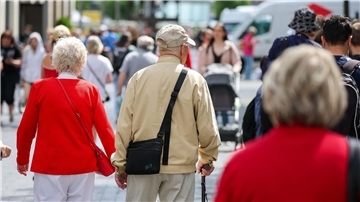 Die Bevölkerungszahl in Deutschland soll laut einer Studie bis zum Jahr 2040 minimal zulegen.