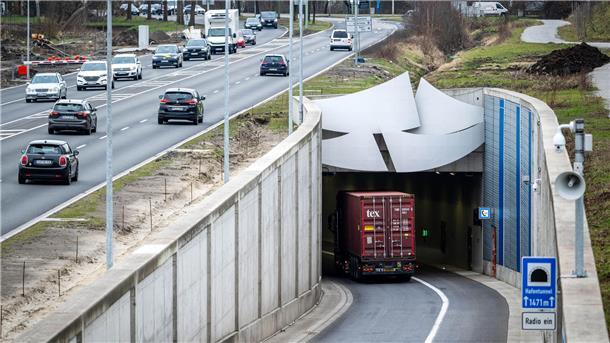Fehlalarm im Hafentunnel: Brandmeldeanlage wurde ausgelöst Die Brandmeldeanlage im Hafentunnel wurde ausgelöst.