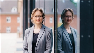 Die Bremer Wissenschaftlerin Prof. Dr. Sonia Lippke spricht über die Bereitschaft zur Corona-Impfung.