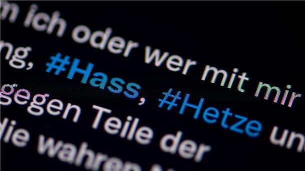 Desinformation auf X: Netzagentur erwartet Rechtsstreit Die Bundesnetzagentur streitet mit der Plattform X über Desinformation (Symbolbild).