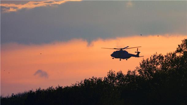 Wo ist der kleine Arian? - Suche dauert an Die Bundeswehr beteiligt sich seit Tagen an der Suche nach Arian - etwa mit einem Tornado-Flugzeug, Drohnen und einem Hubschrauber.