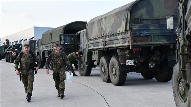 Die Bundeswehr probt ab Montag auch in der Wesermarsch die Verlegung von Soldaten und Material.